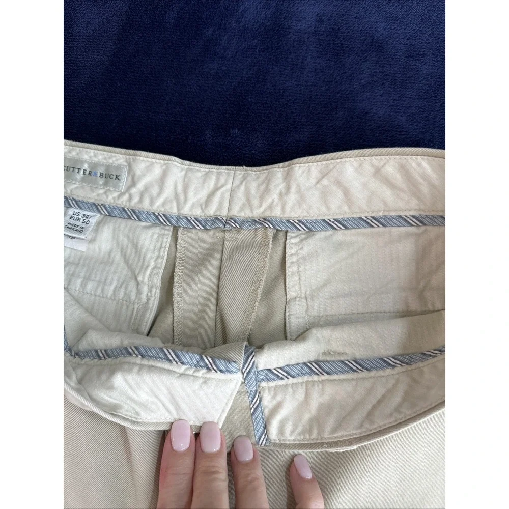 Mens Cutter & Buck Flat Front‎ Khaki Shorts Size 34 Inseam 9